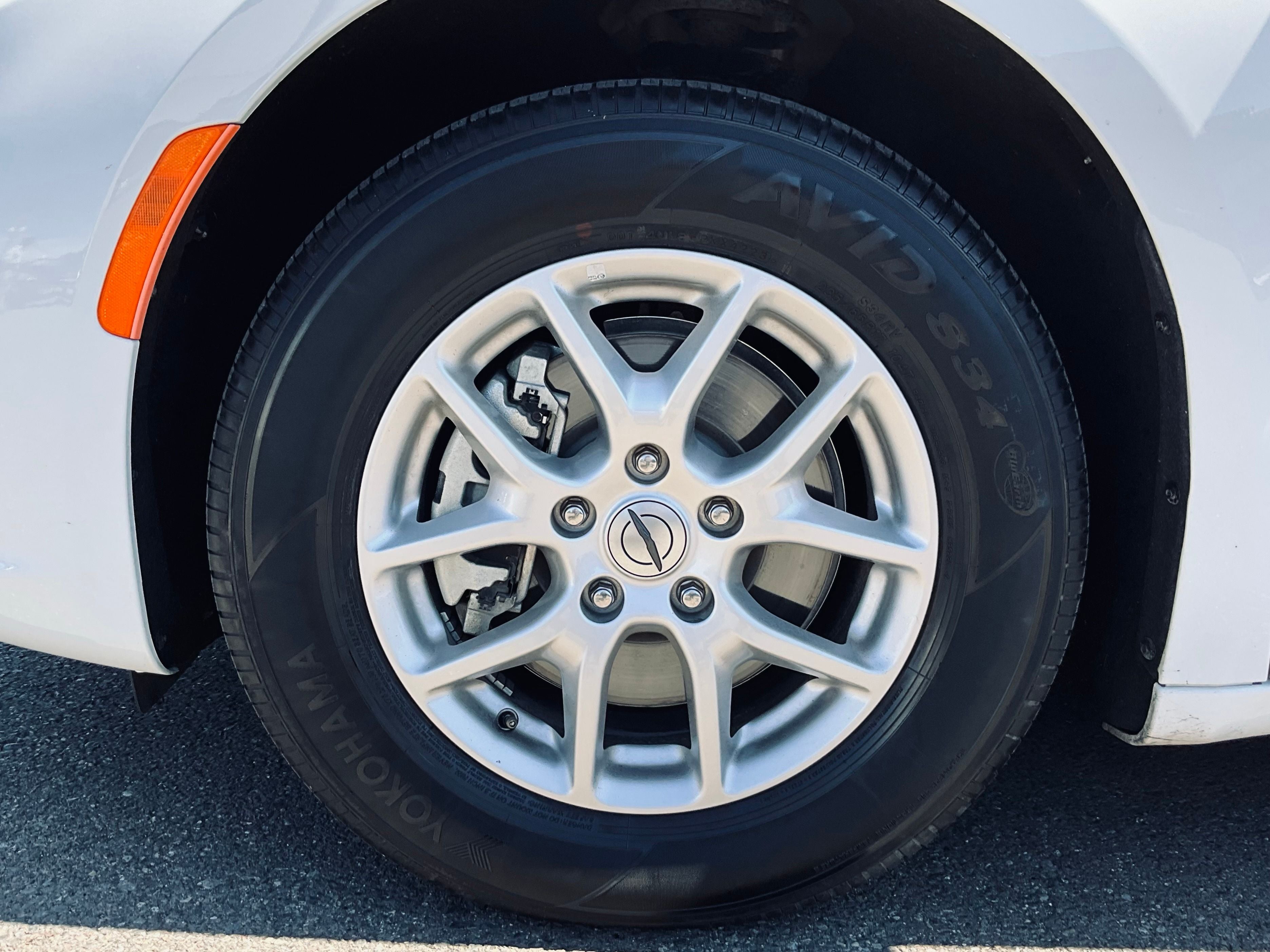 2024 Chrysler Pacifica Touring L