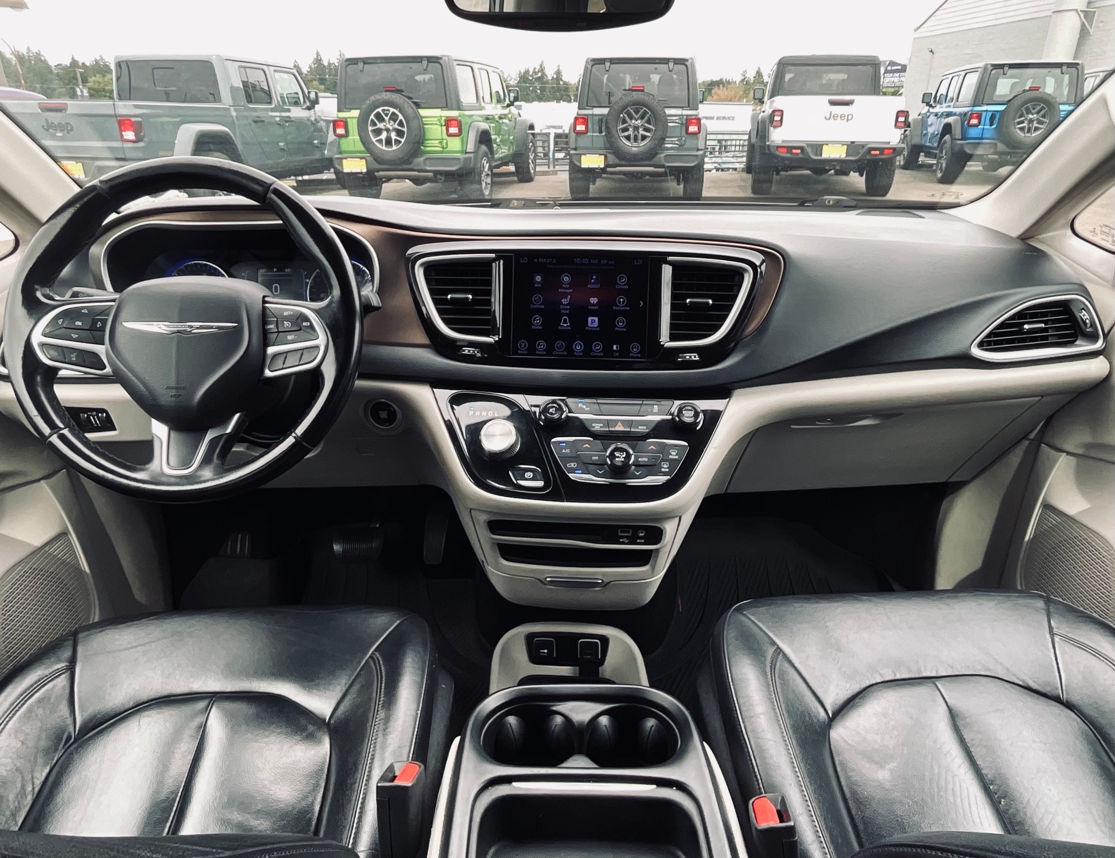2017 Chrysler Pacifica Touring L