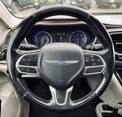 2017 Chrysler Pacifica Touring L