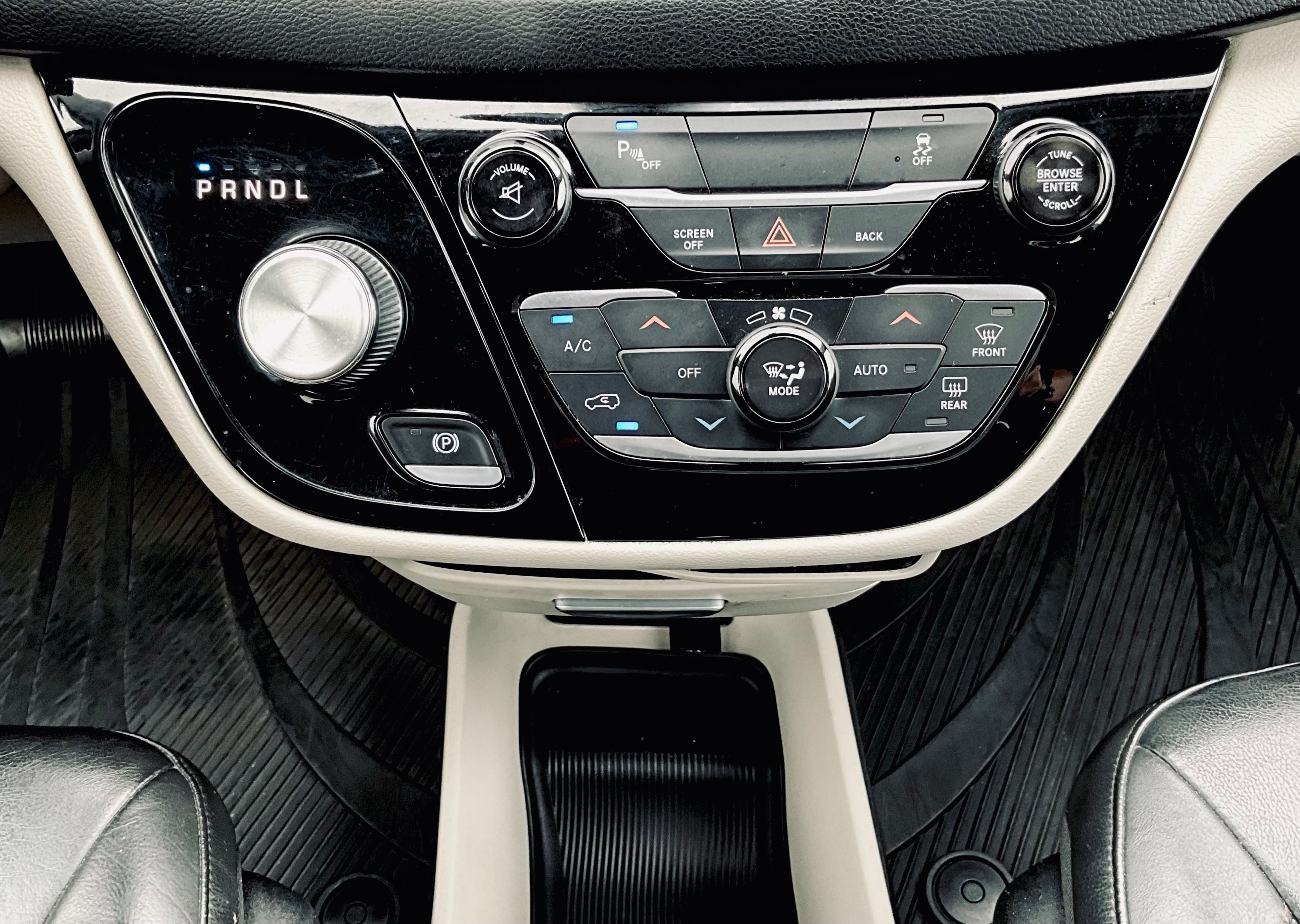 2017 Chrysler Pacifica Touring L