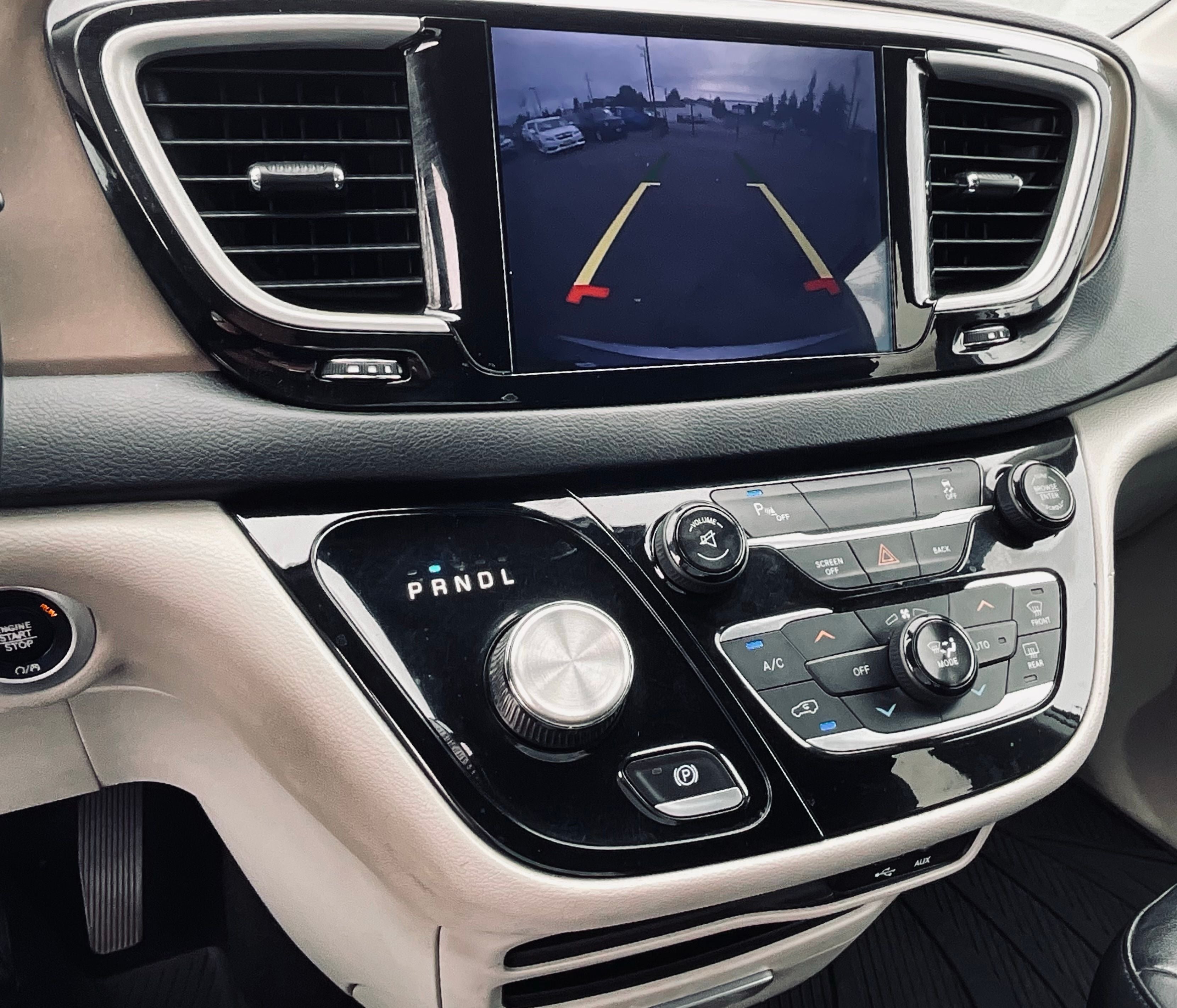 2017 Chrysler Pacifica Touring L