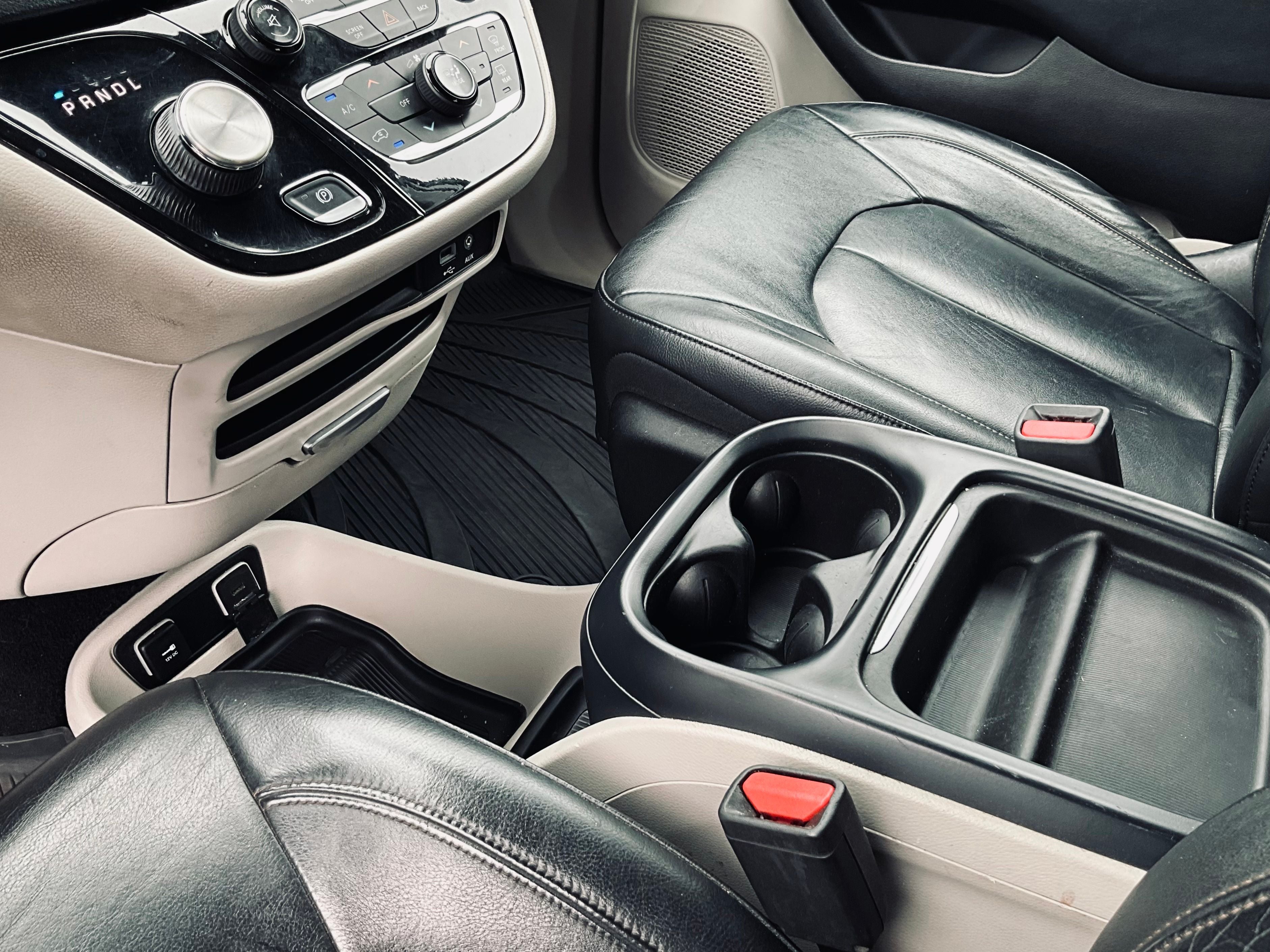 2017 Chrysler Pacifica Touring L