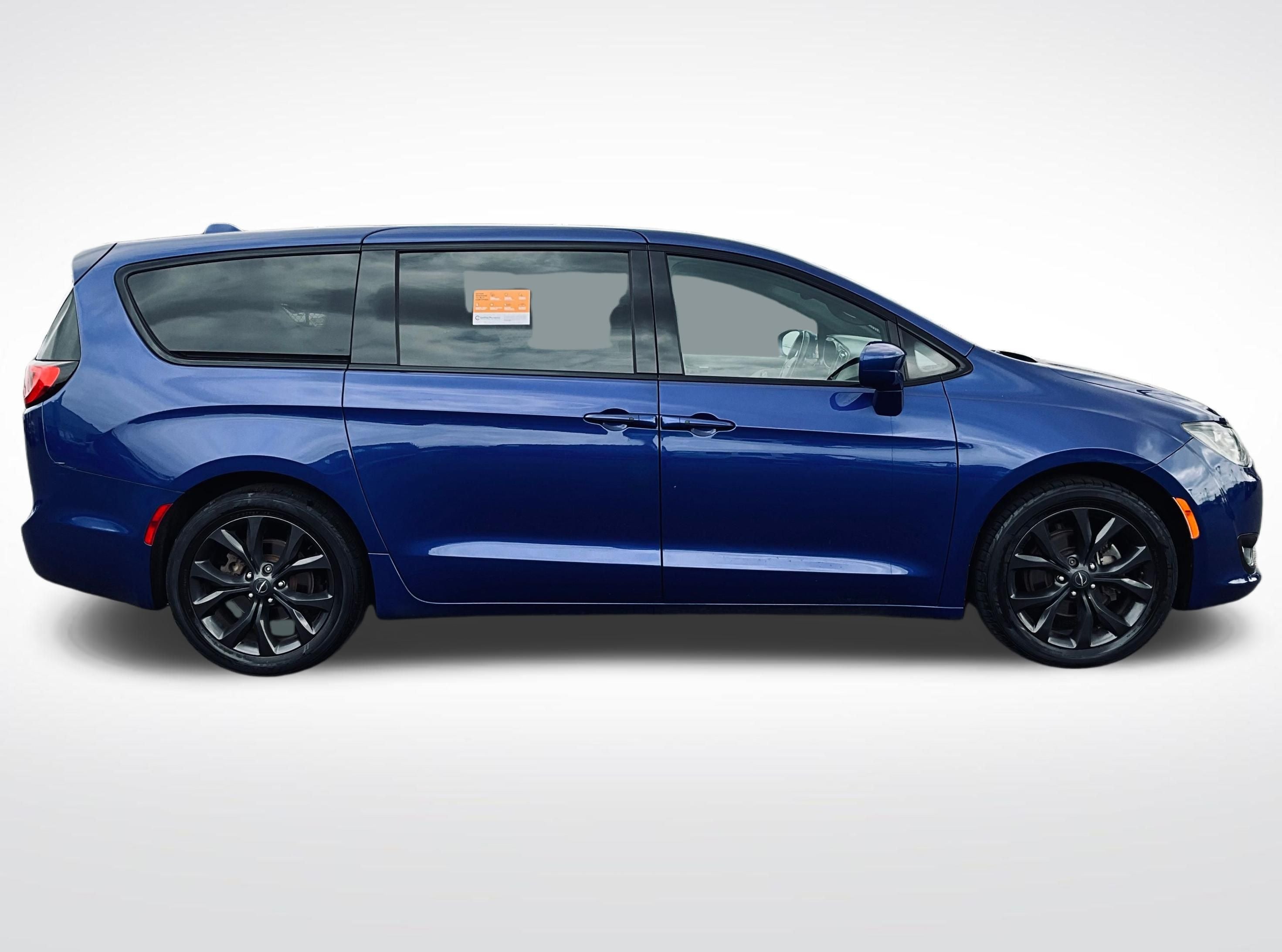 2020 Chrysler Pacifica Touring