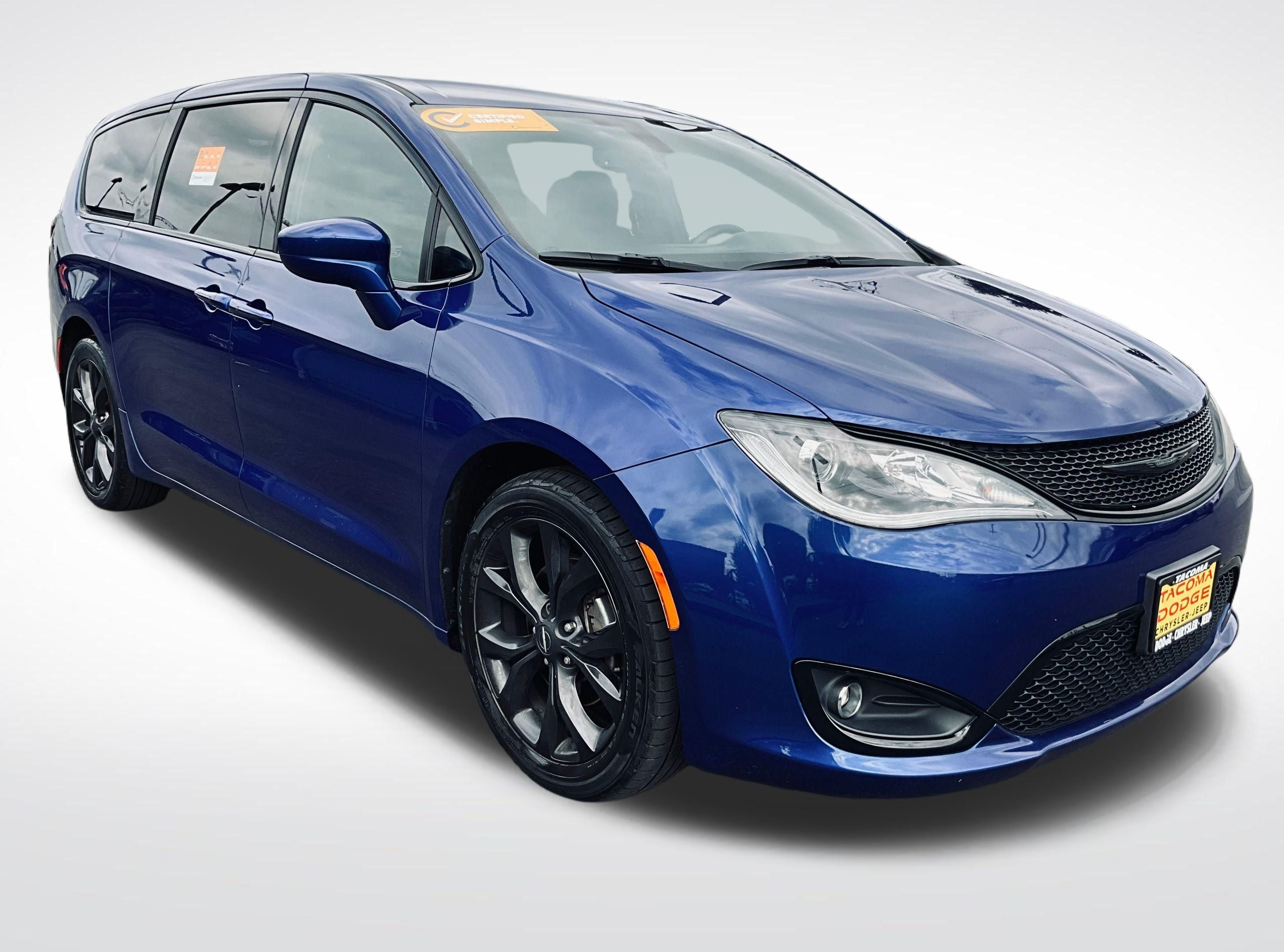 2020 Chrysler Pacifica Touring