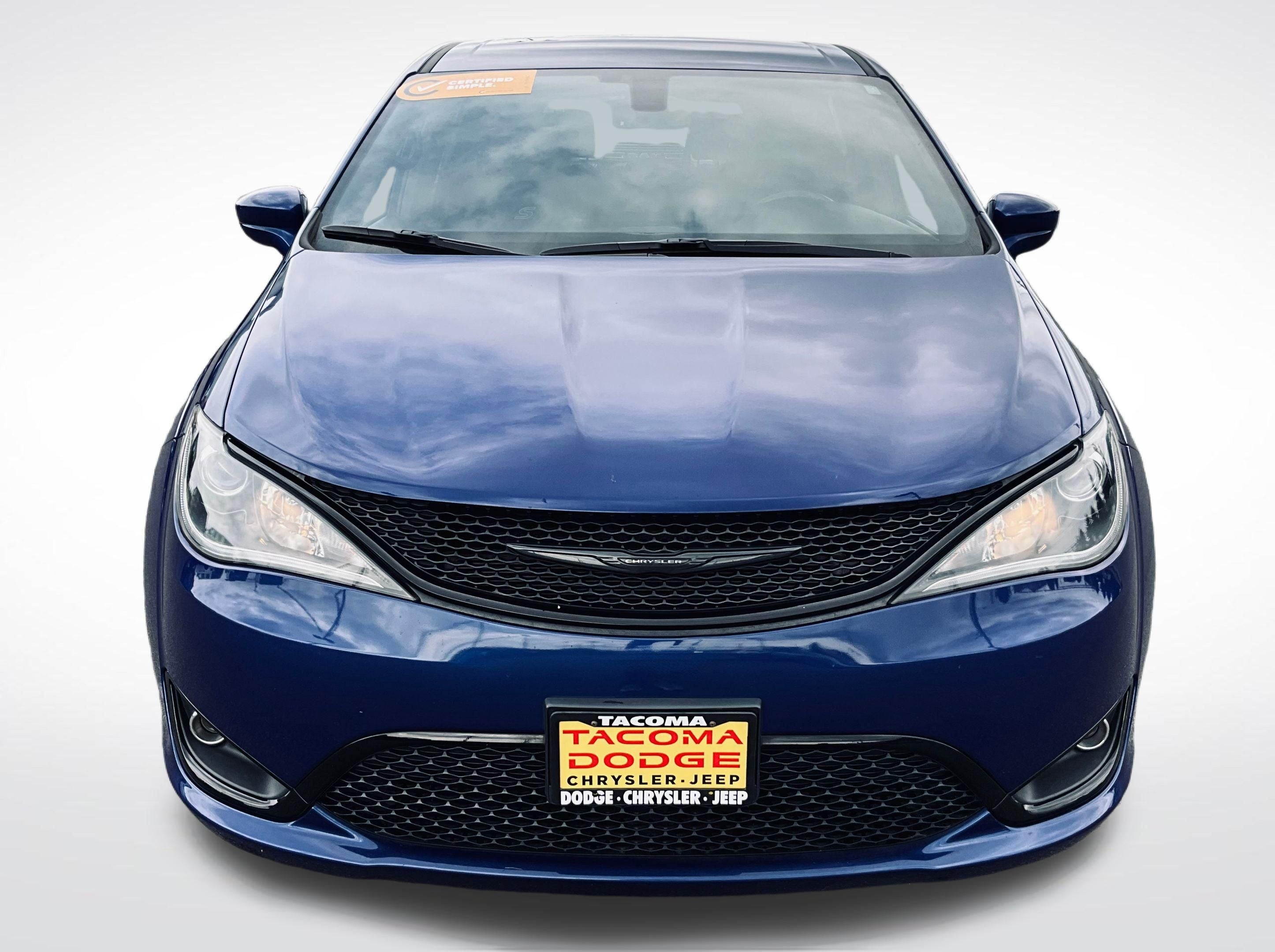 2020 Chrysler Pacifica Touring
