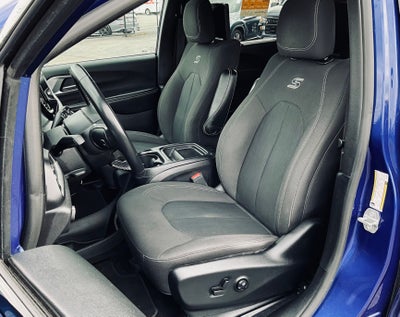 2020 Chrysler Pacifica Touring