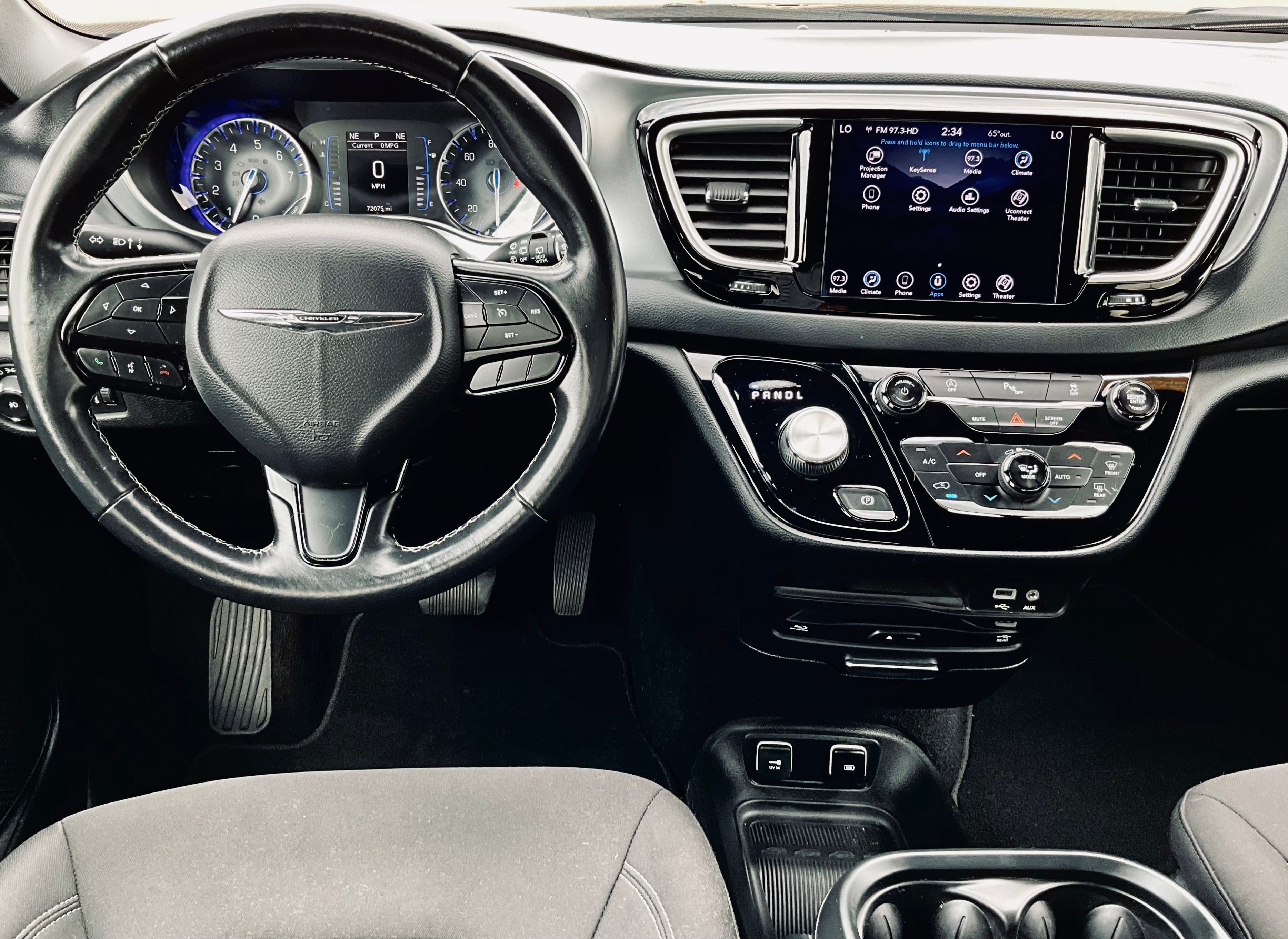 2020 Chrysler Pacifica Touring