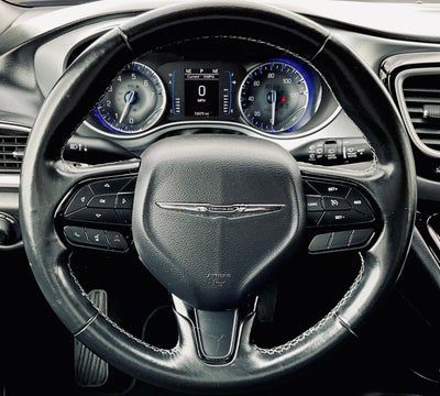 2020 Chrysler Pacifica Touring