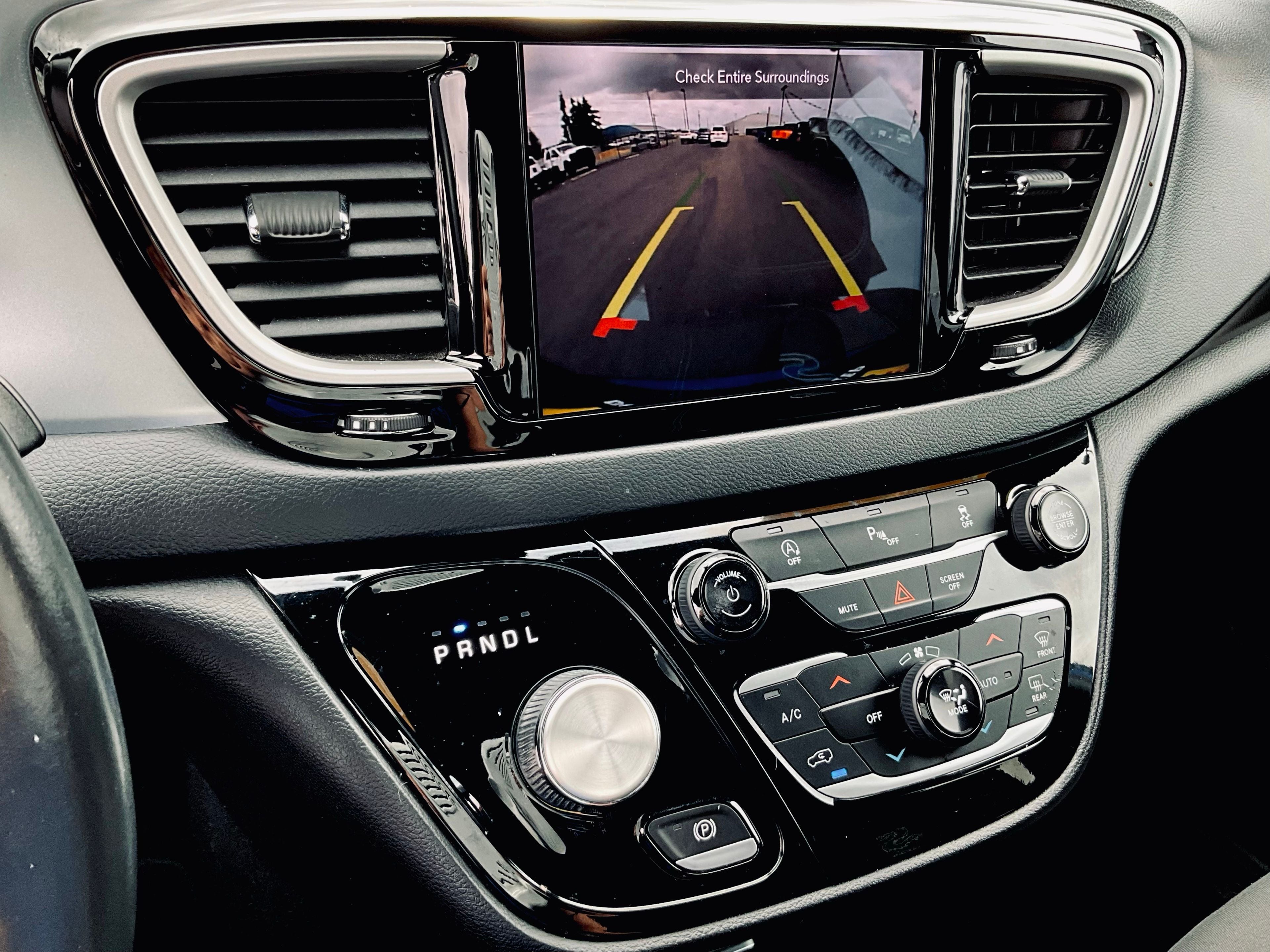 2020 Chrysler Pacifica Touring