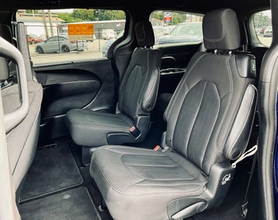 2020 Chrysler Pacifica Touring