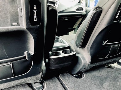 2020 Chrysler Pacifica Touring