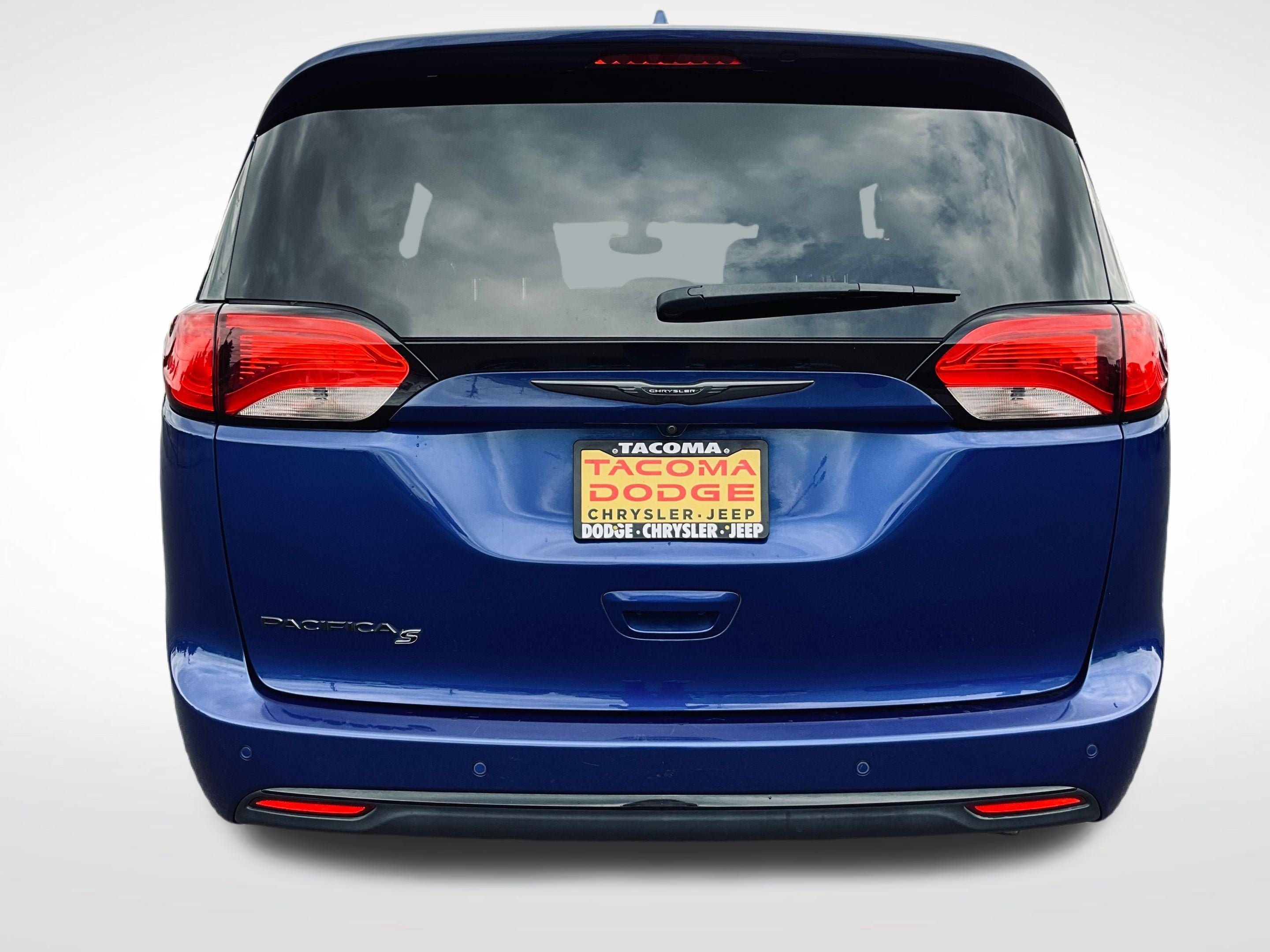 2020 Chrysler Pacifica Touring
