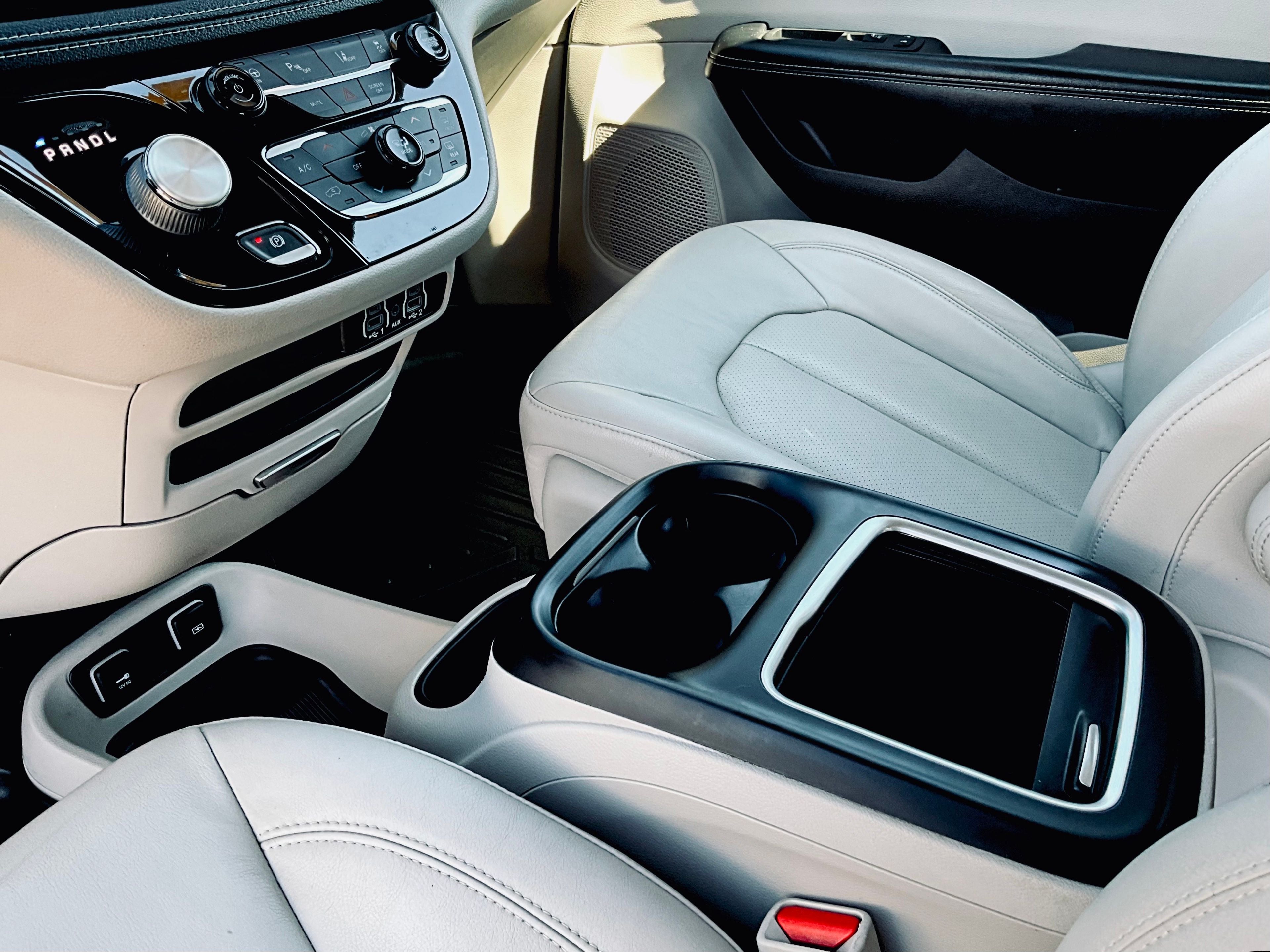 2021 Chrysler Pacifica Hybrid Touring L