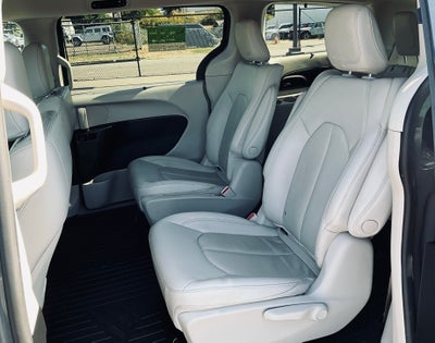 2021 Chrysler Pacifica Hybrid Touring L