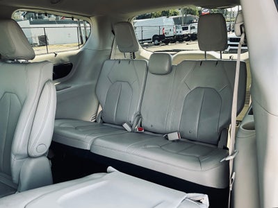 2021 Chrysler Pacifica Hybrid Touring L