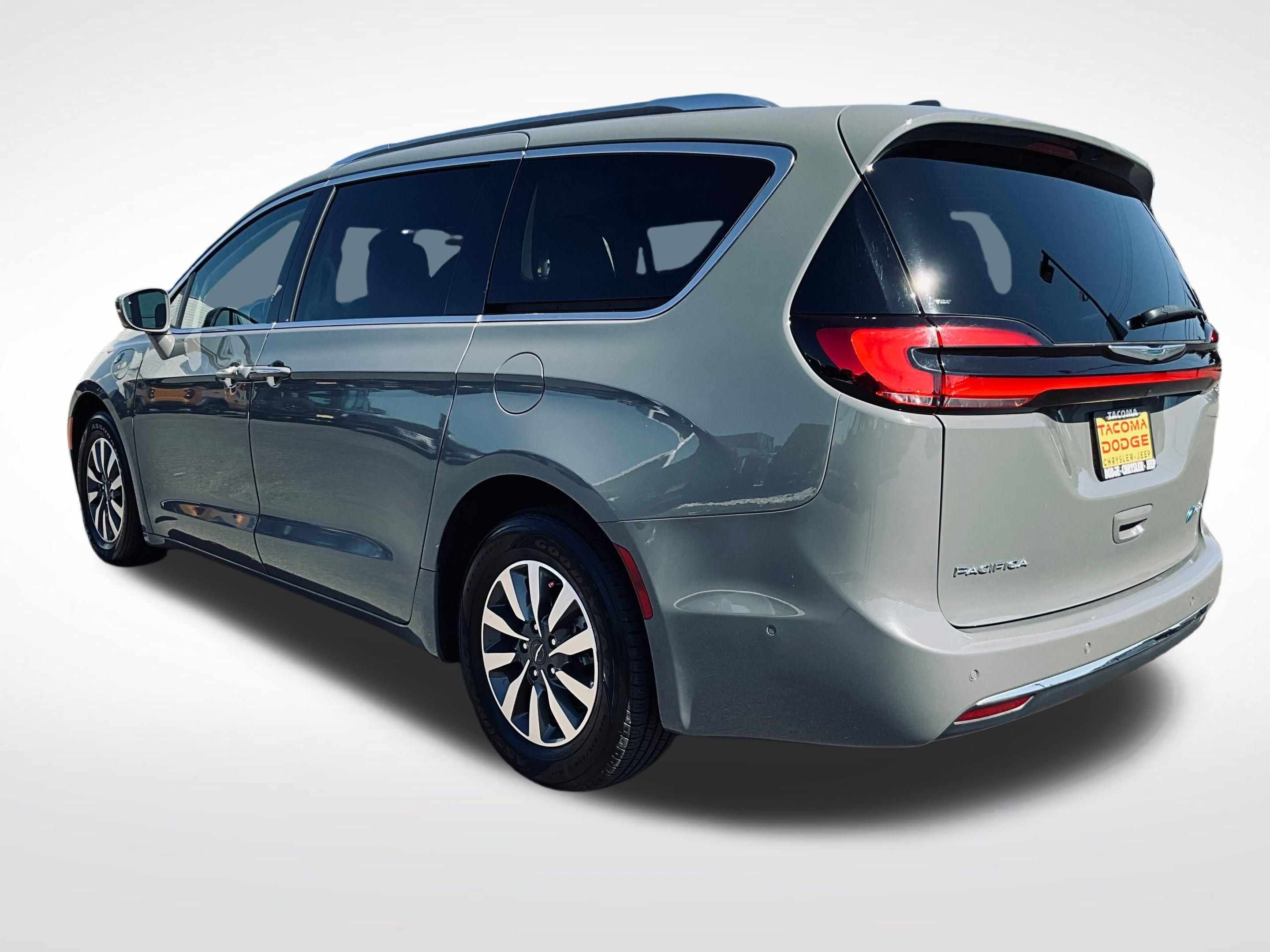 2021 Chrysler Pacifica Hybrid Touring L