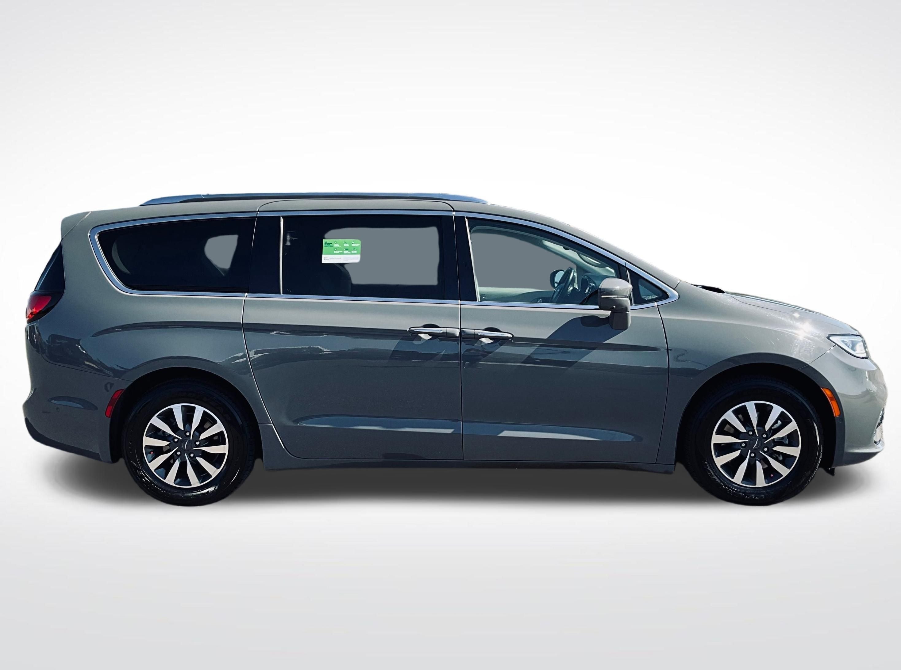 2021 Chrysler Pacifica Hybrid Touring L