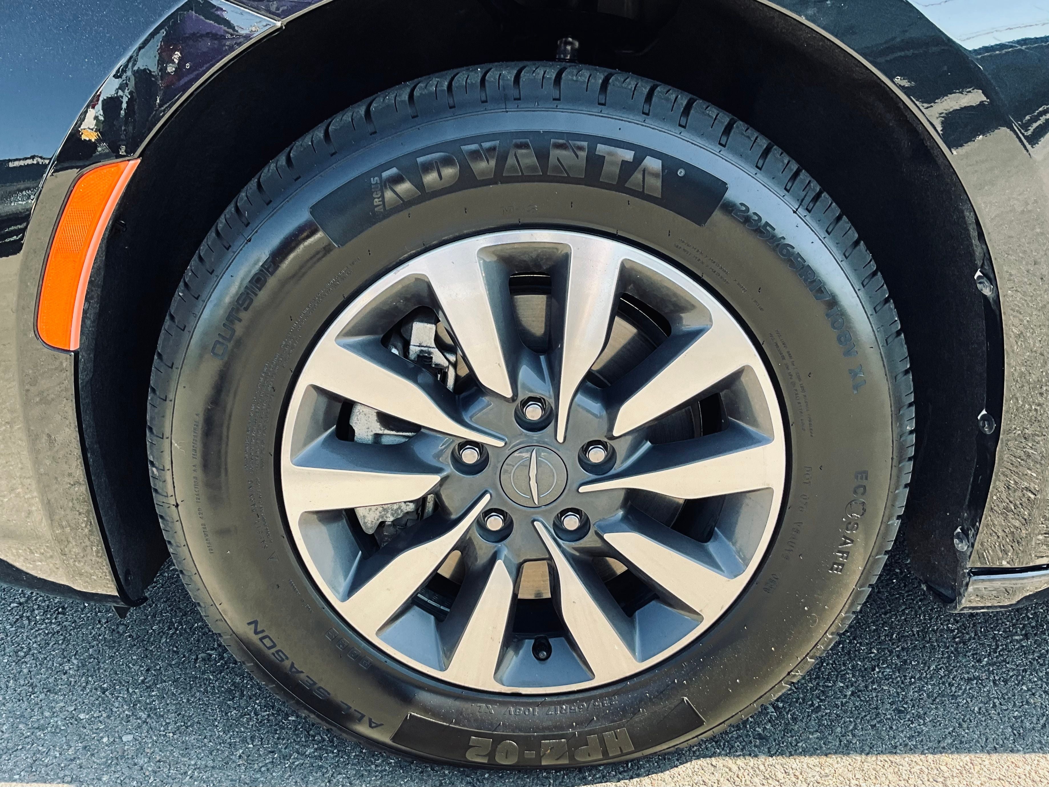 2023 Chrysler Pacifica Hybrid Touring L