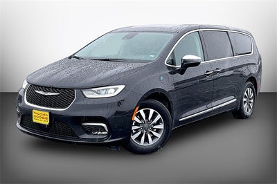 2023 Chrysler Pacifica Hybrid Limited