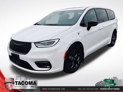2023 Chrysler Pacifica Hybrid Limited