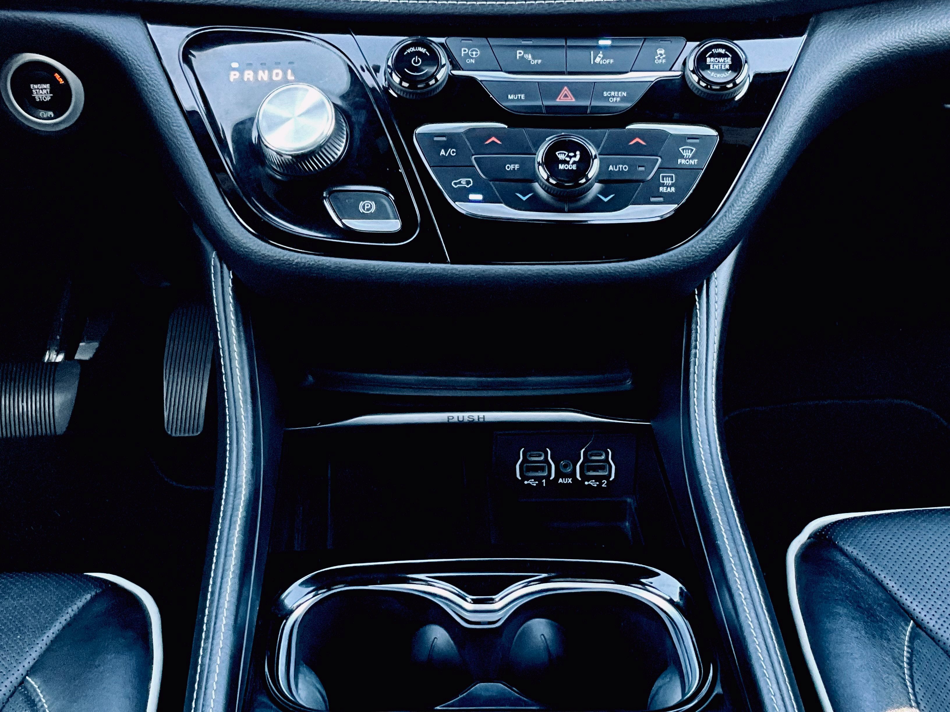 2023 Chrysler Pacifica Hybrid Limited