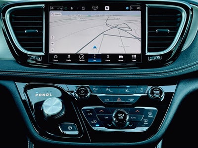 2023 Chrysler Pacifica Hybrid Limited