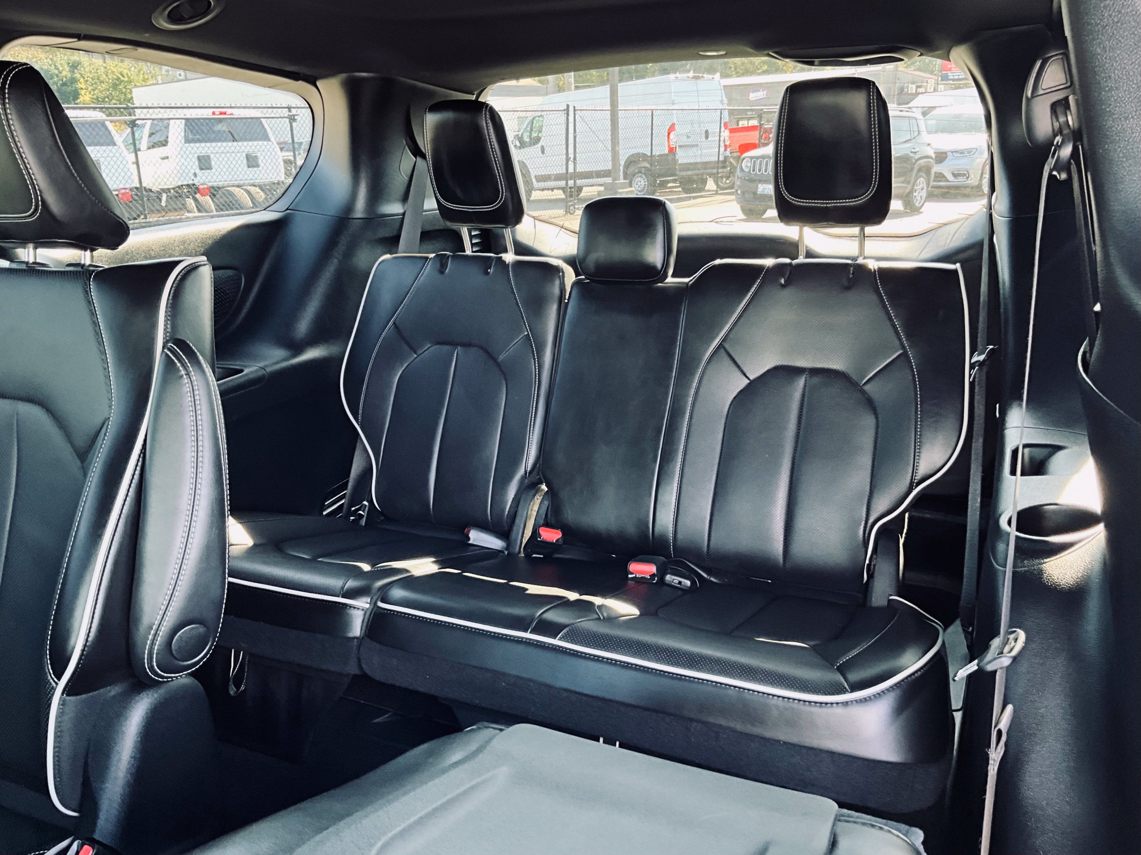 2023 Chrysler Pacifica Hybrid Limited