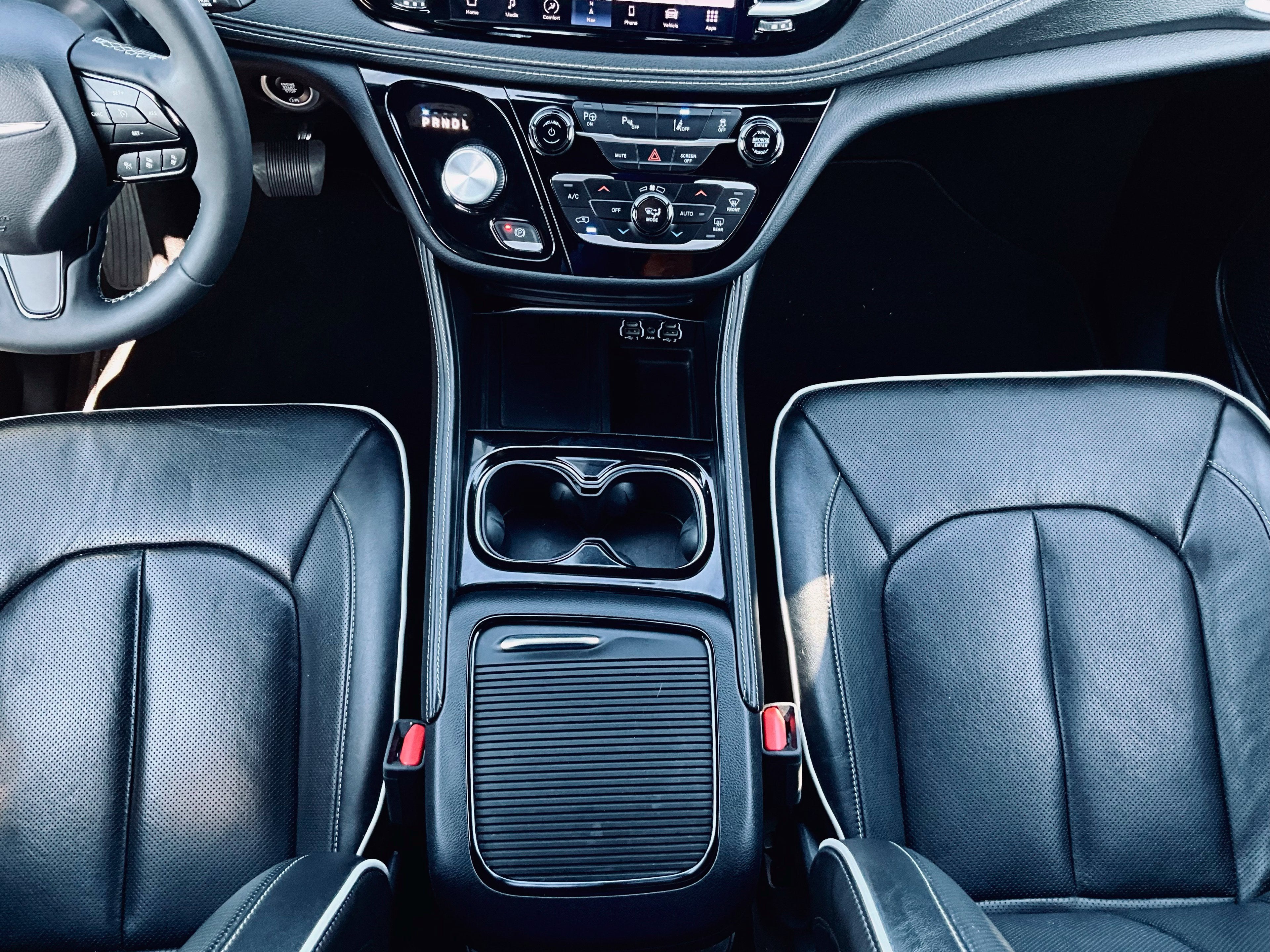 2023 Chrysler Pacifica Hybrid Limited