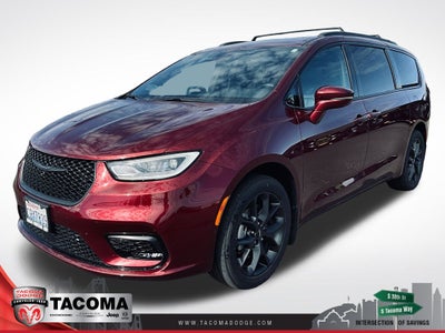 2021 Chrysler Pacifica Touring L