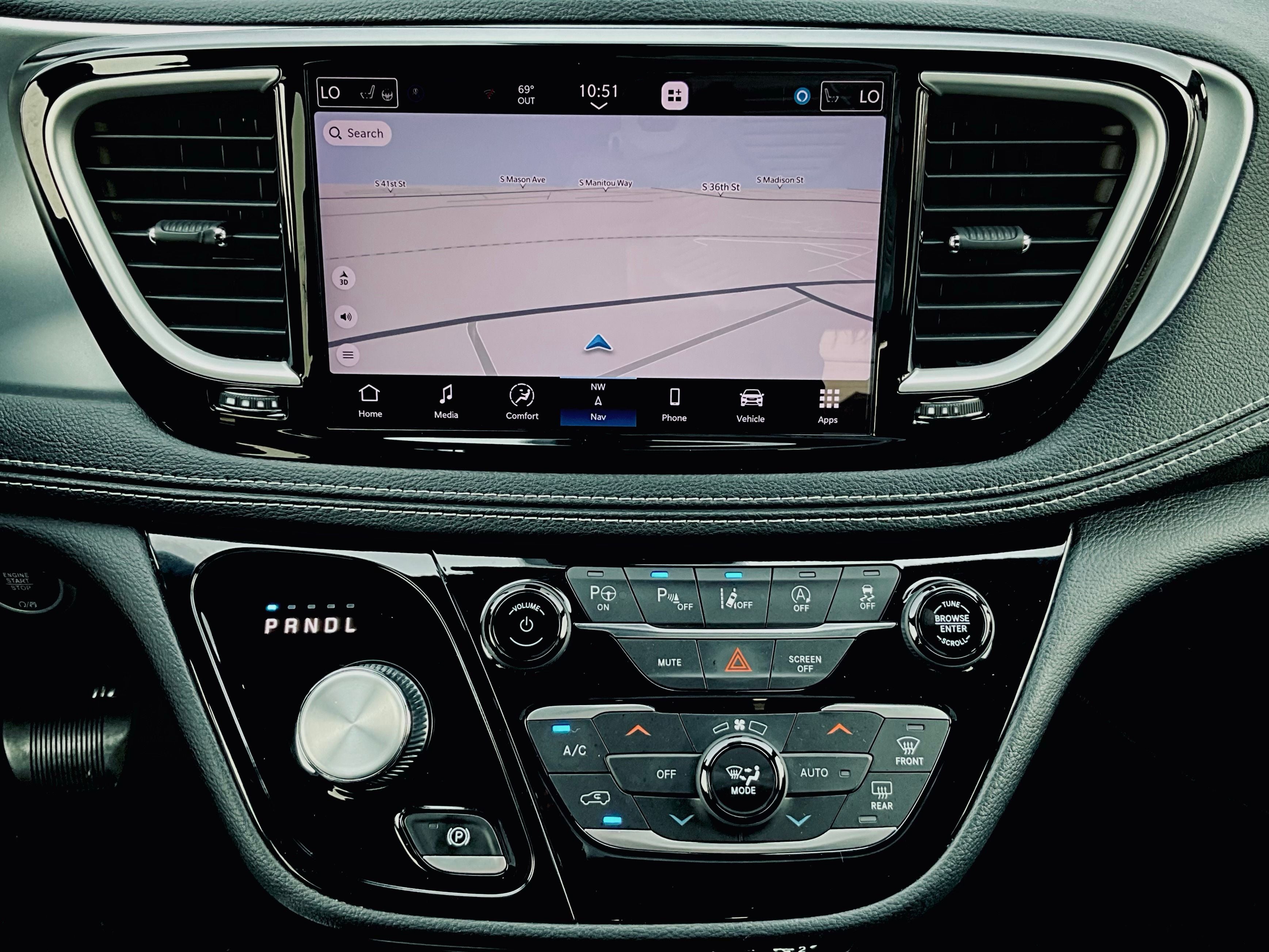2021 Chrysler Pacifica Touring L