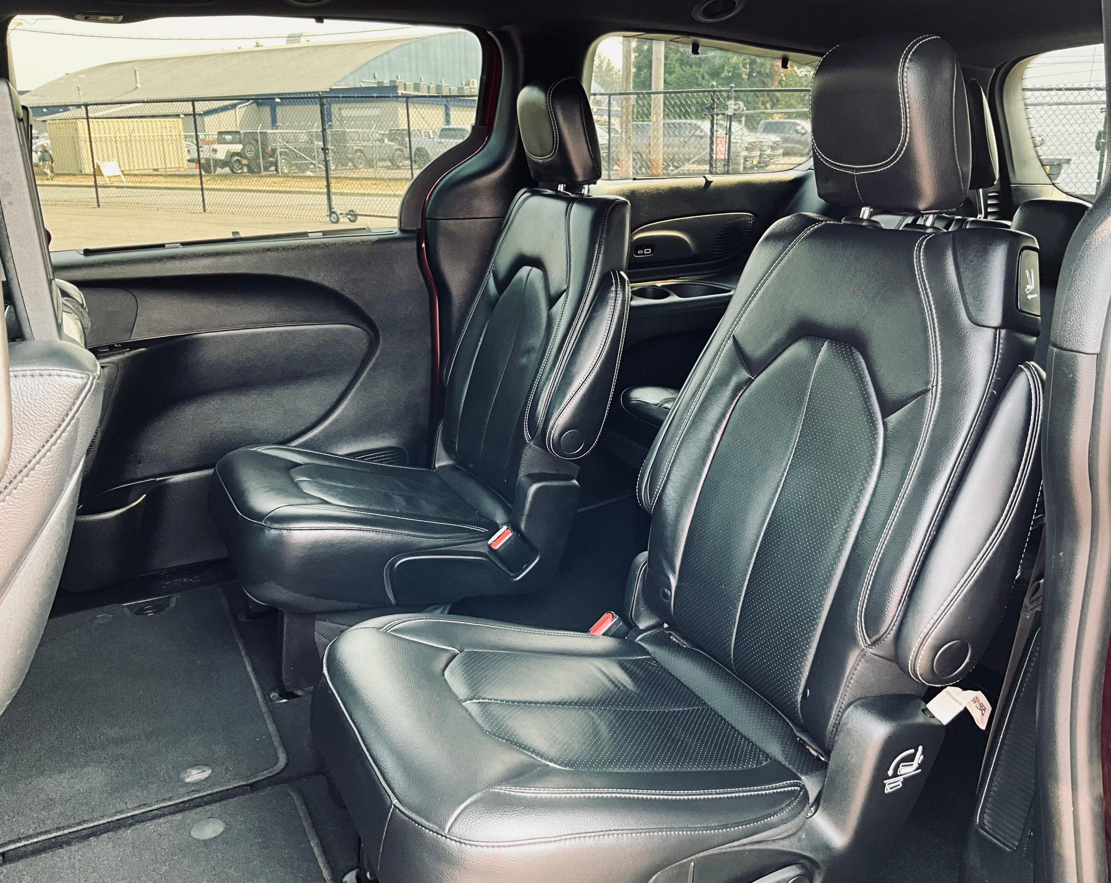 2021 Chrysler Pacifica Touring L
