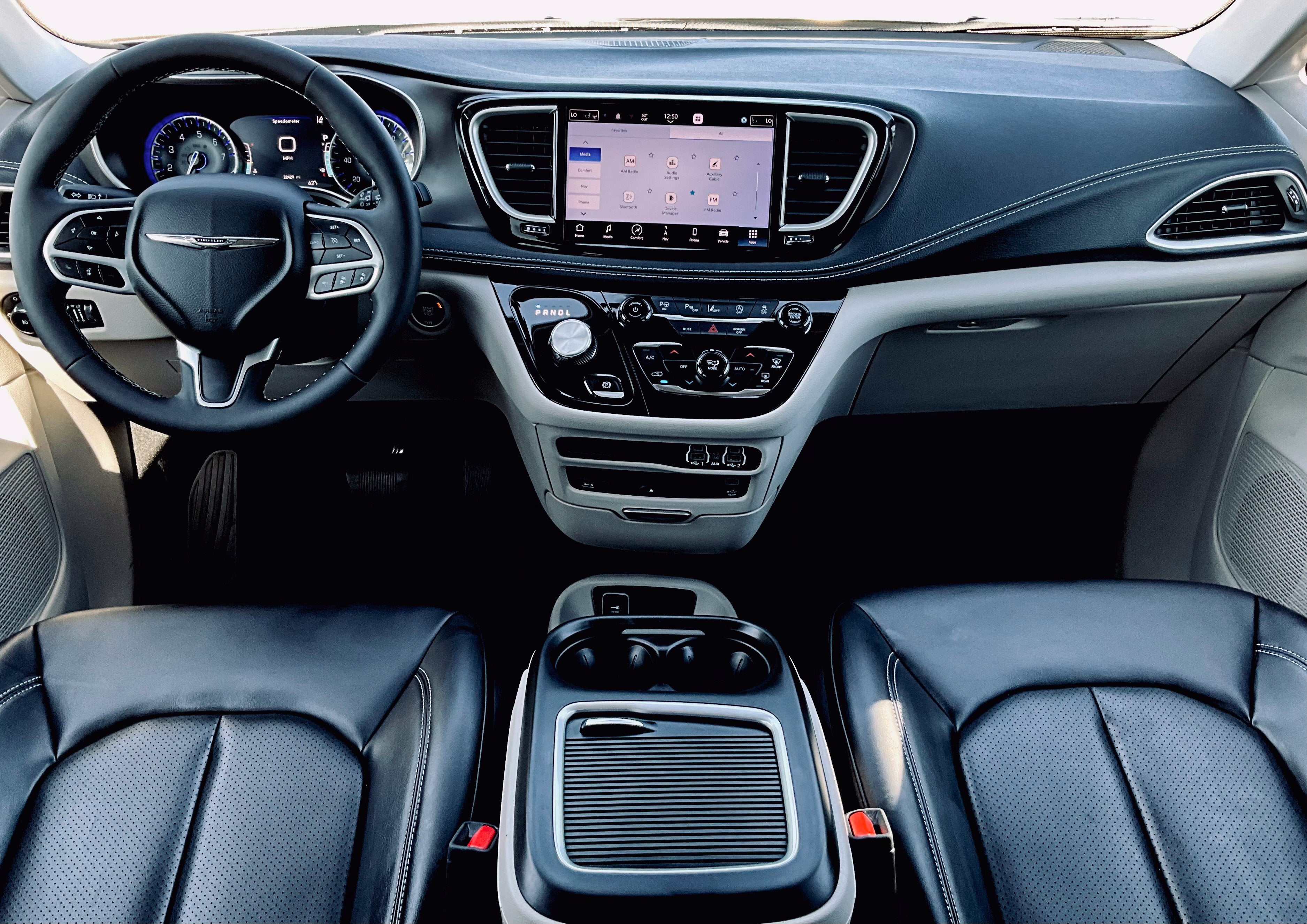 2023 Chrysler Pacifica Touring L