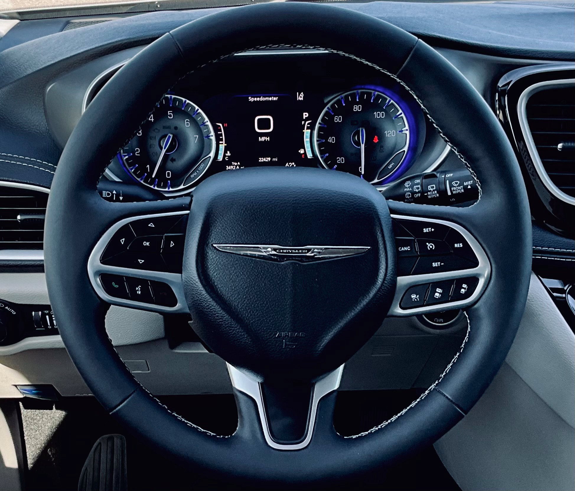 2023 Chrysler Pacifica Touring L