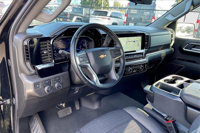 2025 Chevrolet Silverado 1500 LT LT1