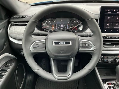 2024 Jeep Compass Latitude Lux