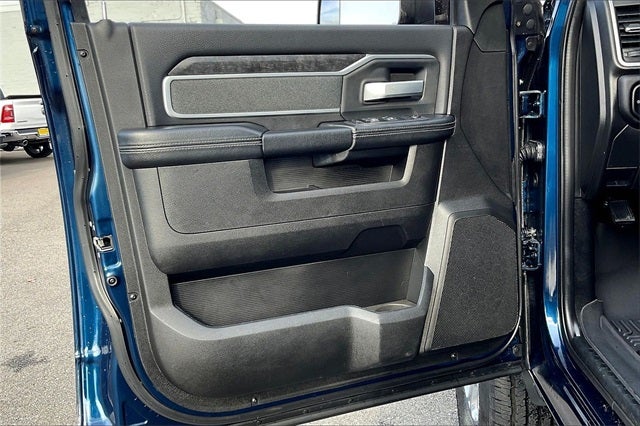 2022 RAM 3500 Big Horn CREW CAB 4X4 LONG BOX