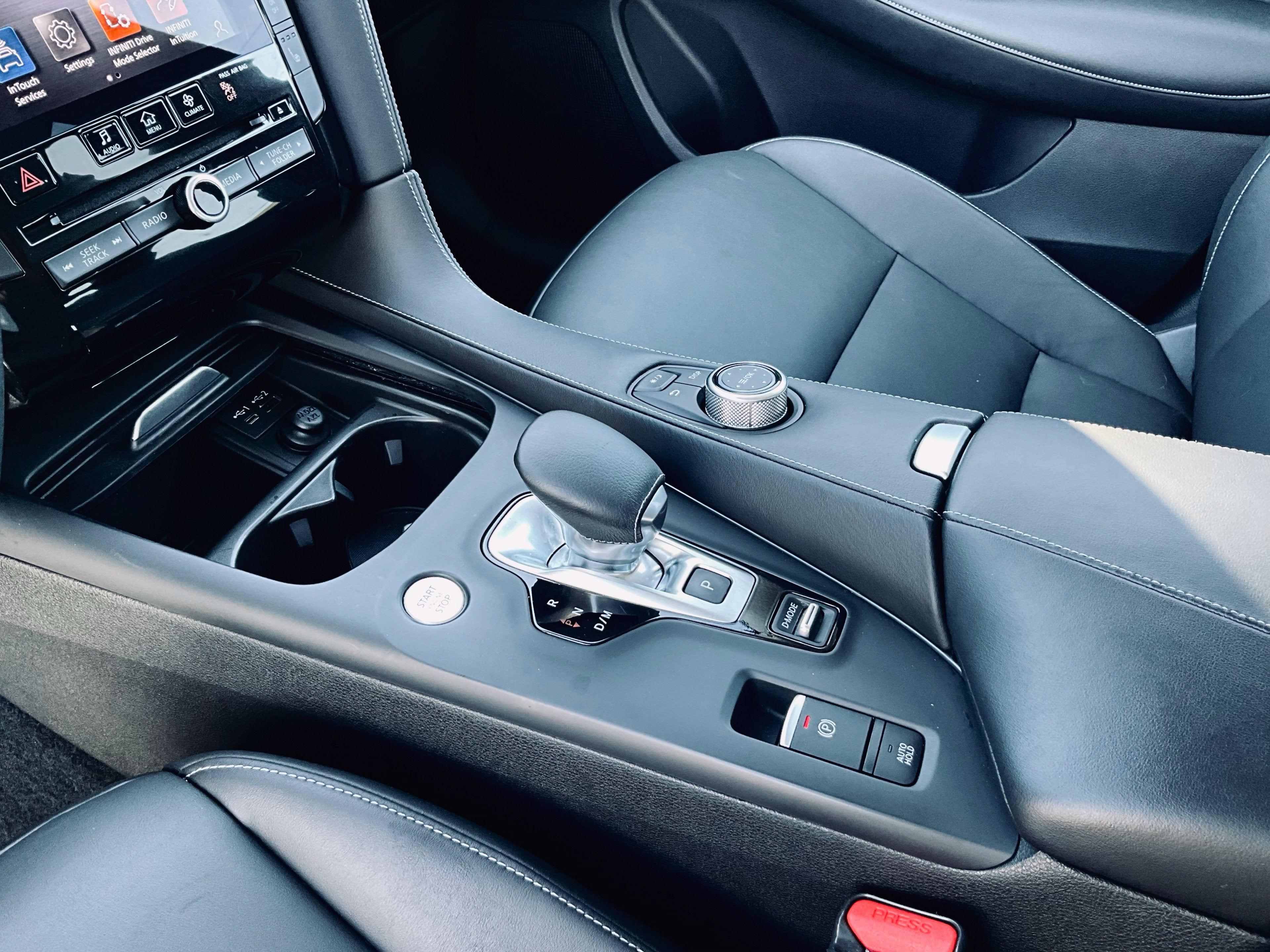 2021 INFINITI QX50 LUXE