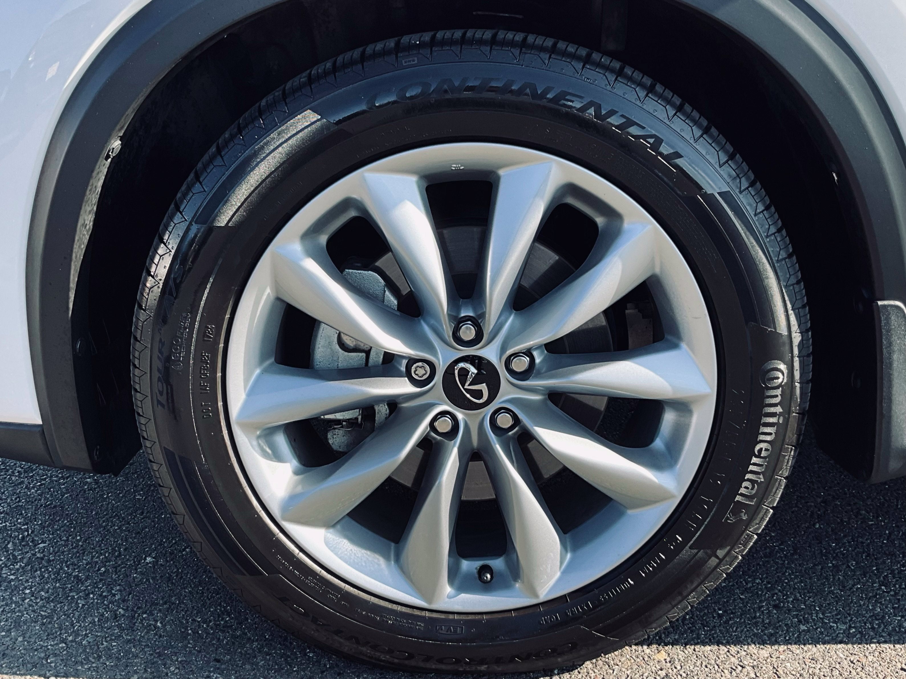 2021 INFINITI QX50 LUXE