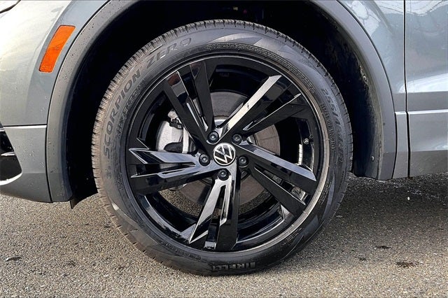 2024 Volkswagen Tiguan 2.0T SE R-Line Black AWD