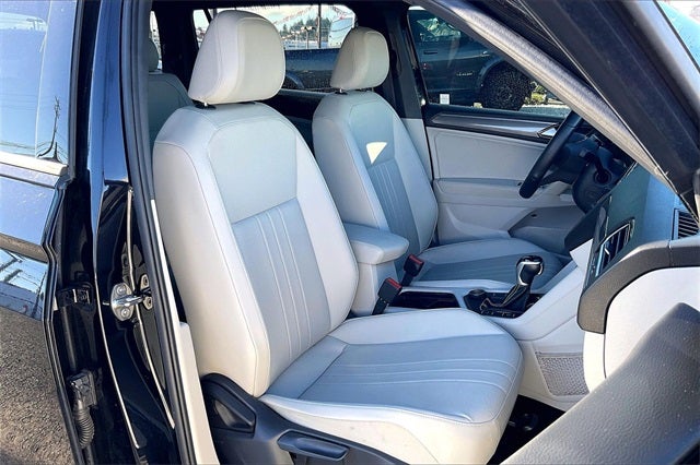 2023 Volkswagen Tiguan 2.0T SE R-Line Black AWD