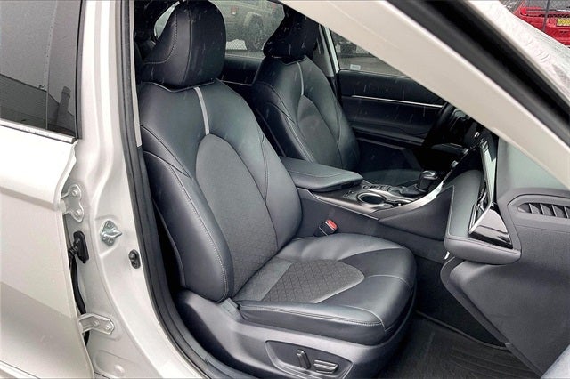 2023 Toyota Camry Hybrid XSE