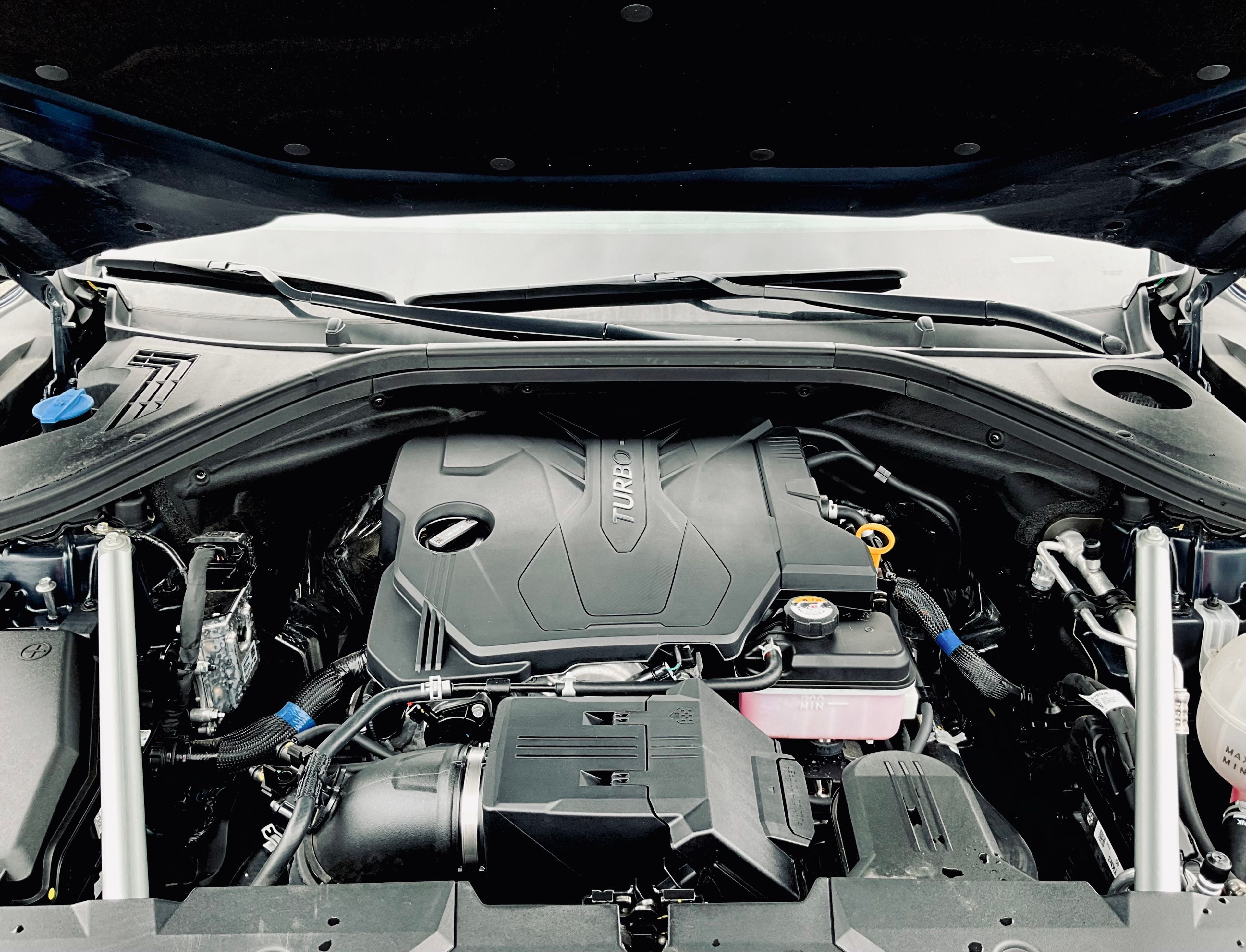 2025 Genesis GV70 2.5T