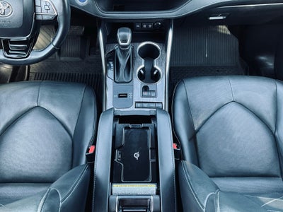 2021 Toyota Highlander Hybrid Platinum