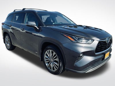 2021 Toyota Highlander Hybrid Platinum