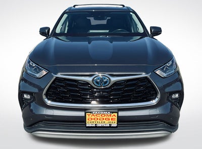 2021 Toyota Highlander Hybrid Platinum