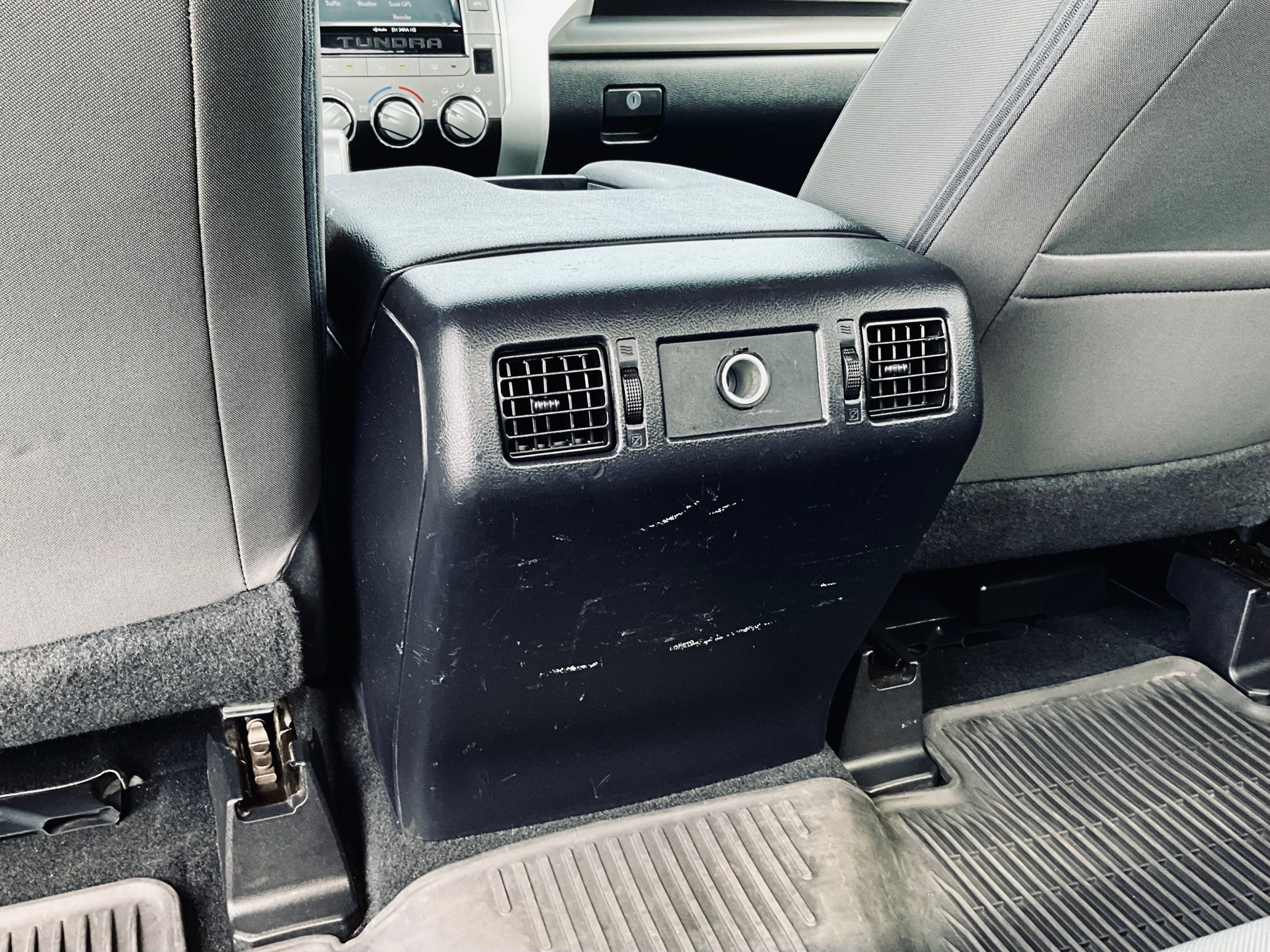 2017 Toyota Tundra SR5