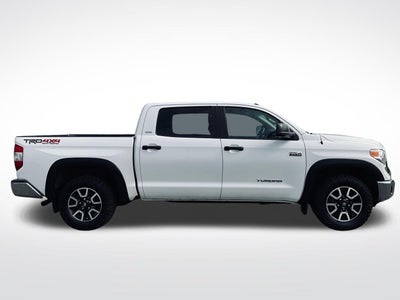 2017 Toyota Tundra SR5