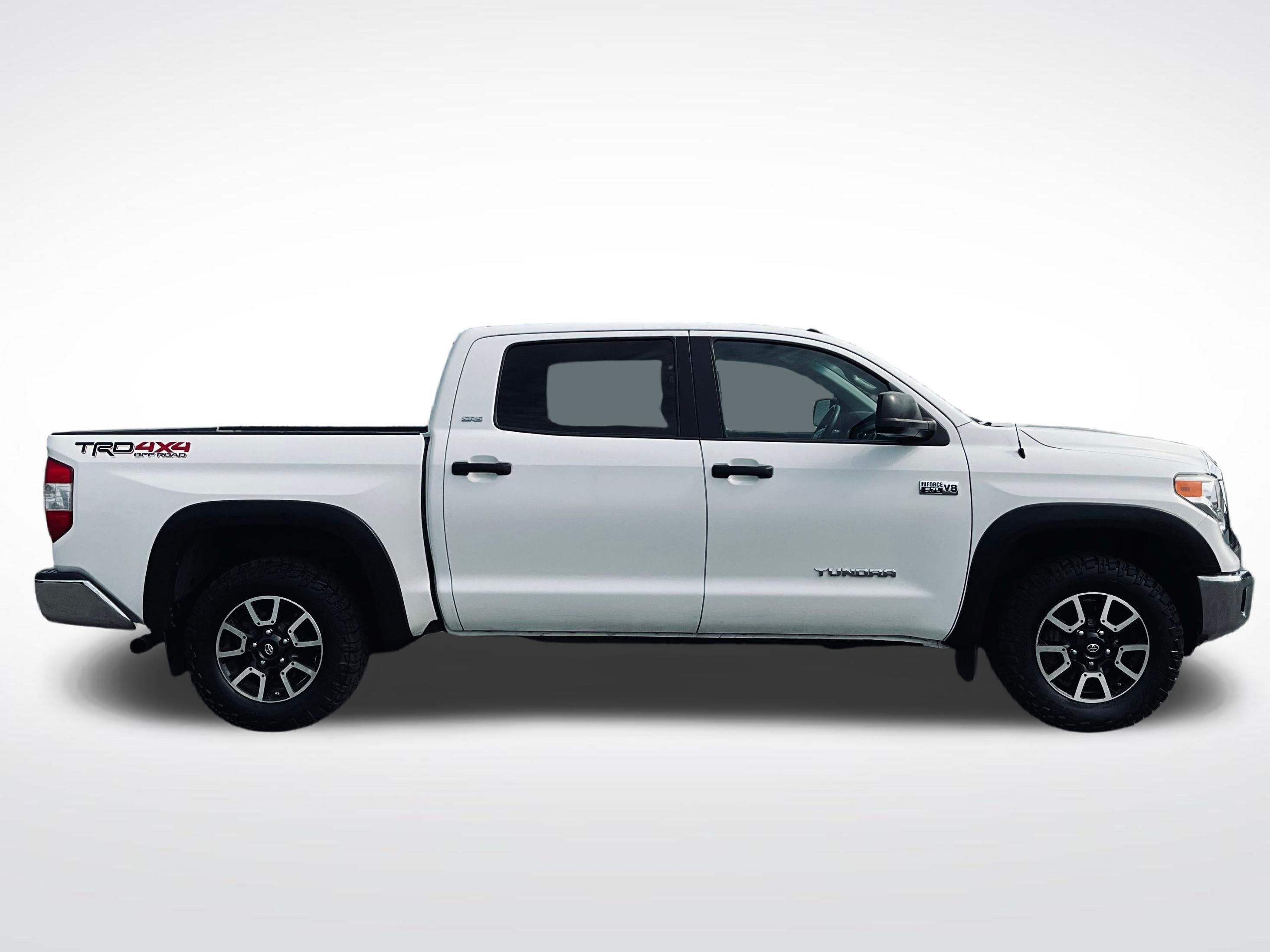 2017 Toyota Tundra SR5