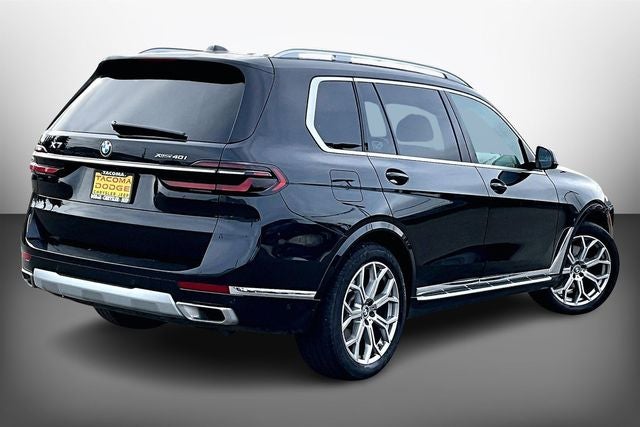 2025 BMW X7 xDrive40i