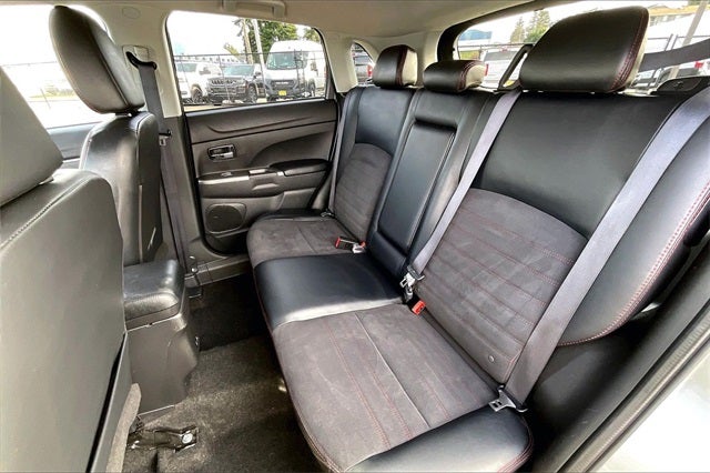 2024 Mitsubishi Outlander Sport 2.0 SE